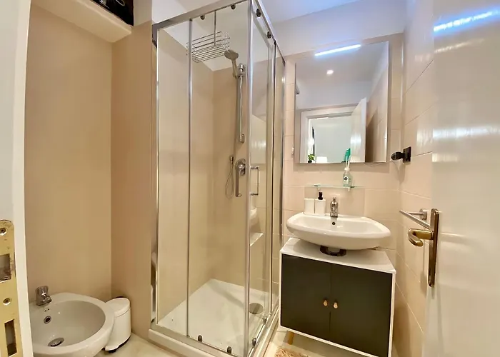 Centro Storico - Vicino Acquario E Casa Colombo 公寓 *